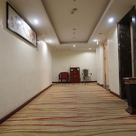 Guangdong Oversea Chinese Hotel 광저우 외부 사진