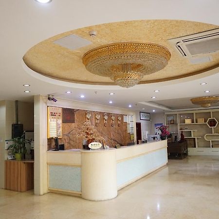 Guangdong Oversea Chinese Hotel 광저우 외부 사진