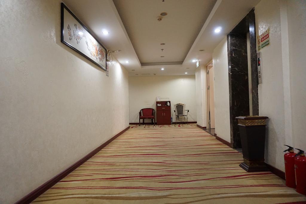 Guangdong Oversea Chinese Hotel 광저우 외부 사진
