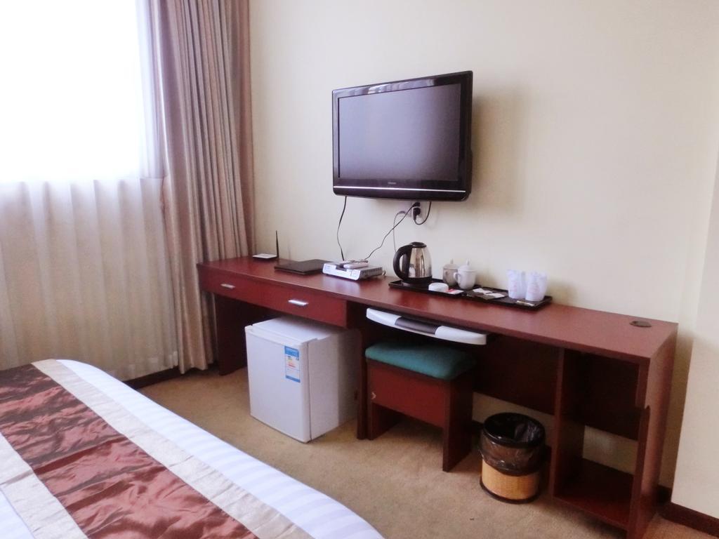 Guangdong Oversea Chinese Hotel 광저우 외부 사진