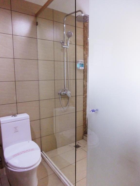 Guangdong Oversea Chinese Hotel 광저우 외부 사진